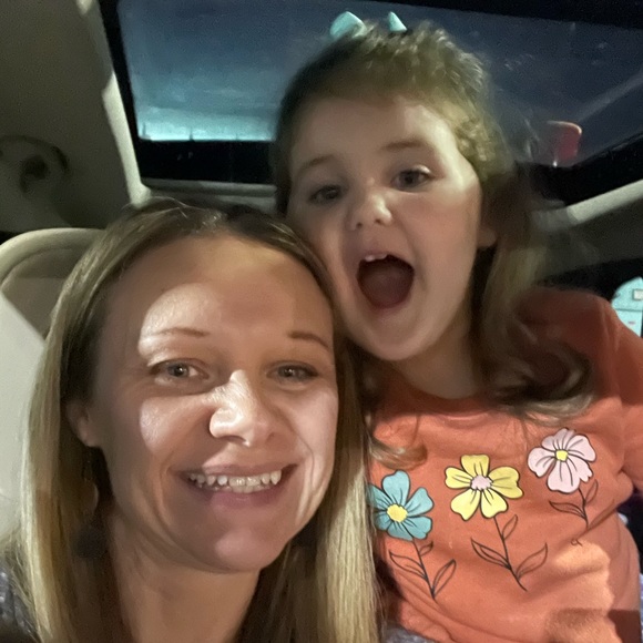 ✅ EllisAdd is Live!! Join me for great deals☺️💕✅ Live Show Listing - Picture 8 of 9